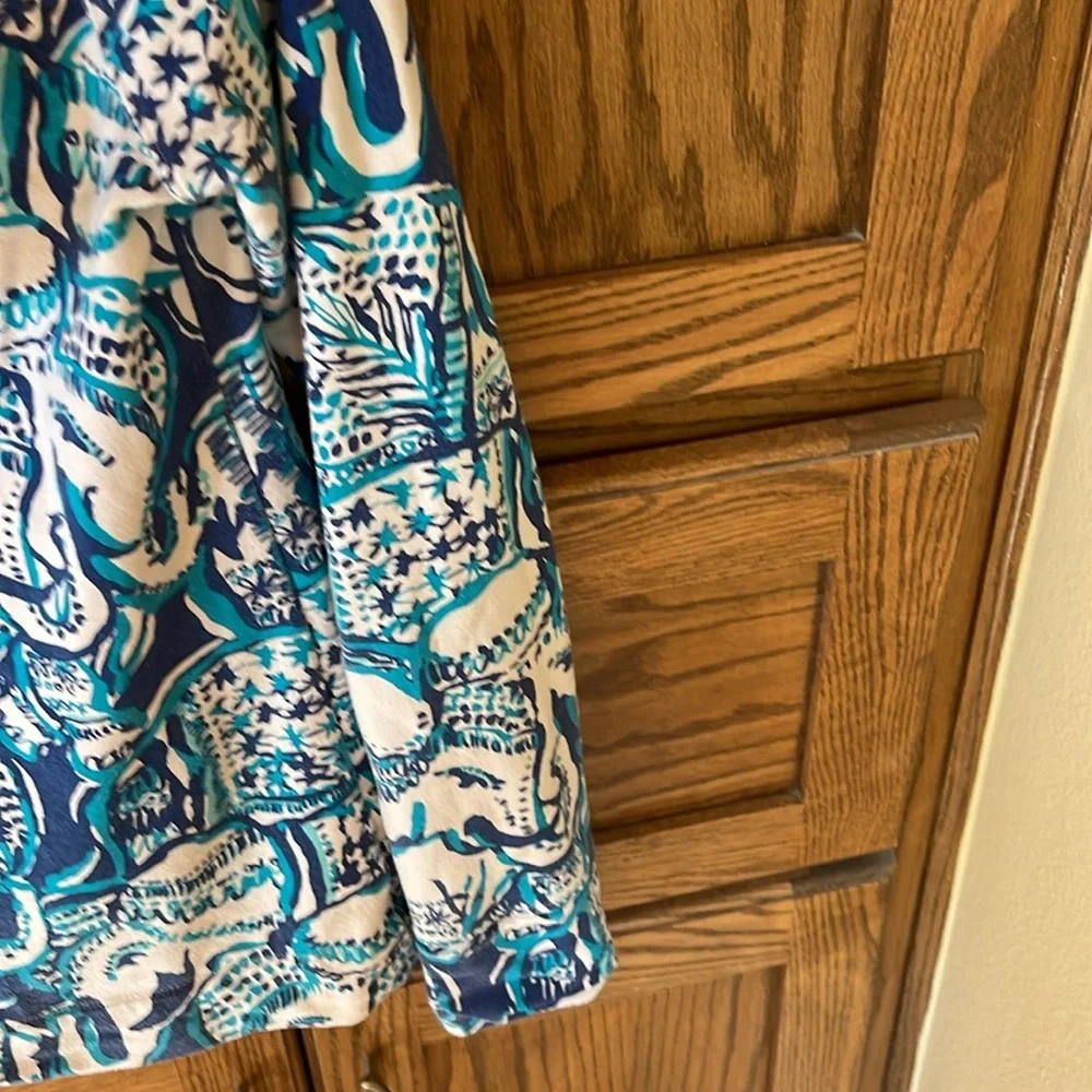 Lilly Pulitzer Luxletic Hooded Skipper Popover in Keep On Truckin Elephant XS - Picture 10 of 11